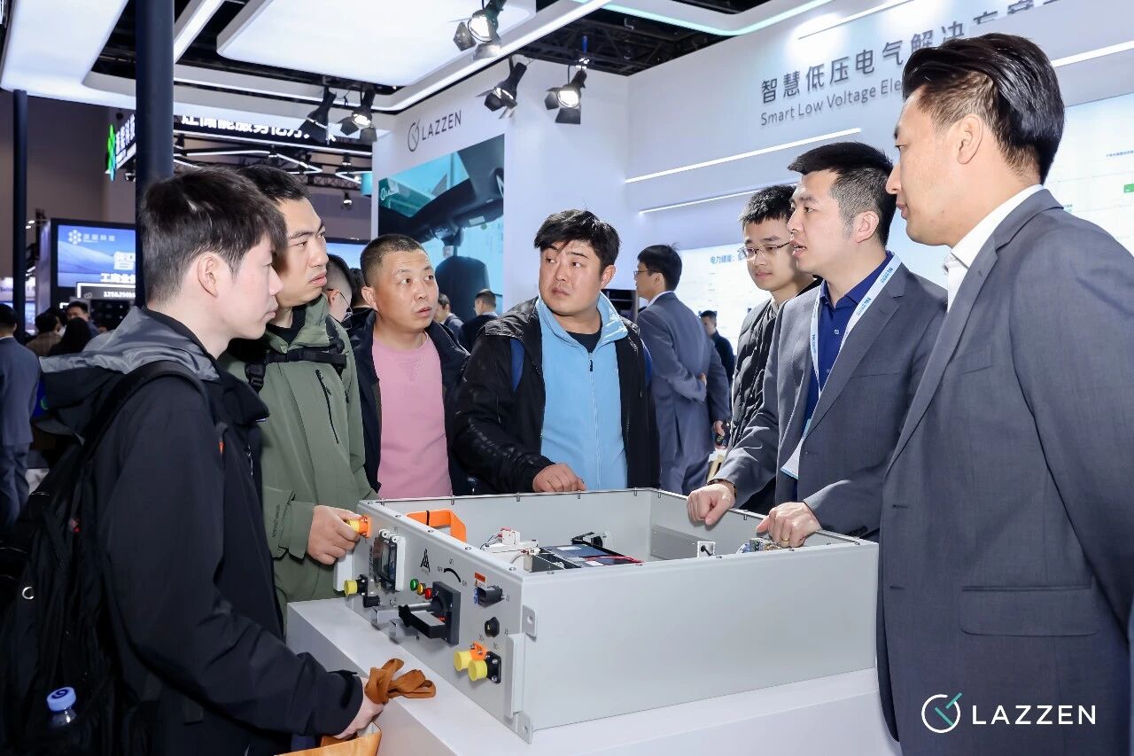 1775093297550233.jpg 67df77b0-1f34-4604-ad92-cd2cab164bea.jpg